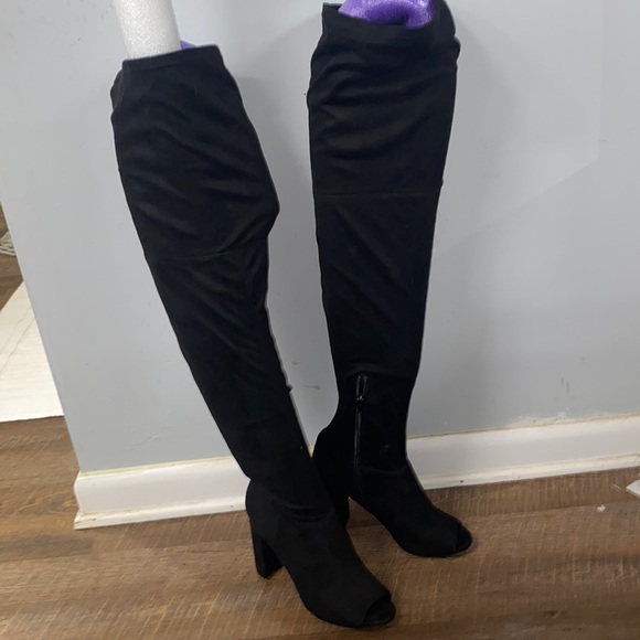 BLACK SUEDE OVER THE KNEE PEEP TOE BOOTS WITH CHUNKY HEEL SZ 7.5 - Picture 1 of 12